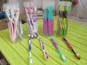 Soft Toothbrush With Plastic Round Box (10 pcs Set / Mix Color)