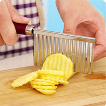 Crinkle cutter for veggies